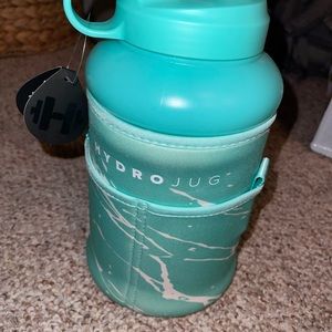 Hydro jug